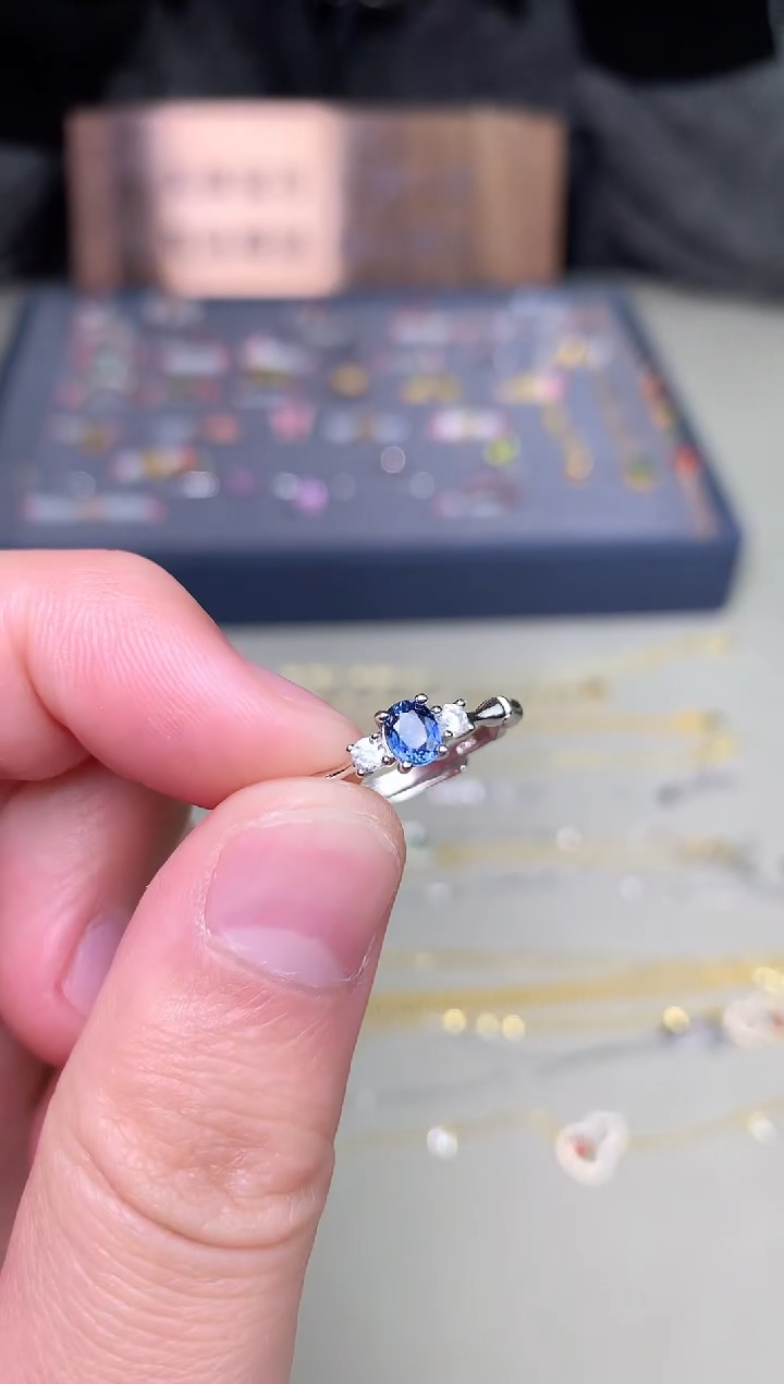 【闪购商品】蓝宝石戒指银S925镶嵌戒指