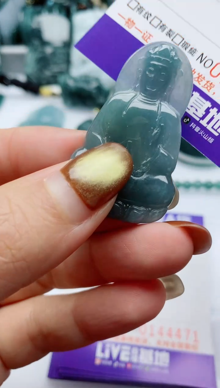 颈饰未镶嵌翡翠多样性发其1一 