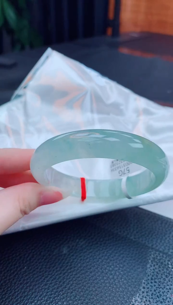 【闪购商品】翡翠手镯未镶嵌缅甸天然翡翠A货手镯