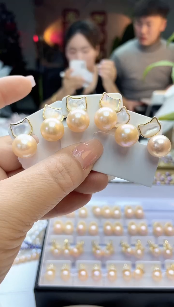 未镶嵌耳饰淡水珍珠中国红色系12mm白猫耳饰(多样性发一）