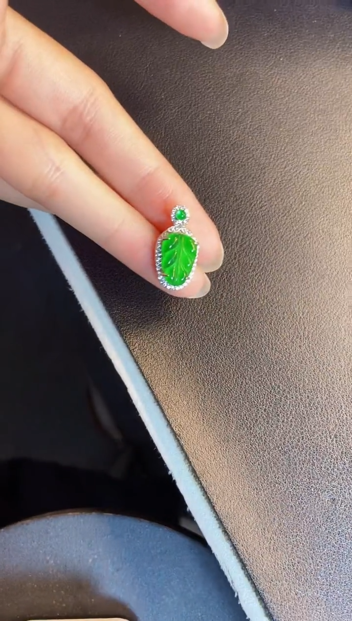 吊坠(不含链)银S925镶嵌翡翠1
