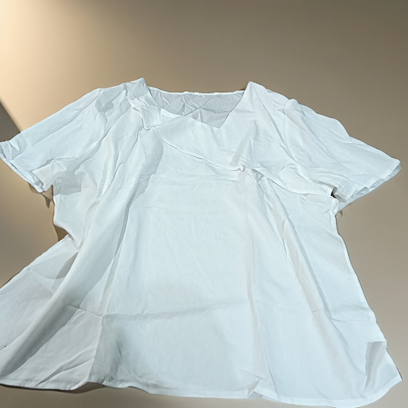 847白色加肥加大外贸尾货小衫