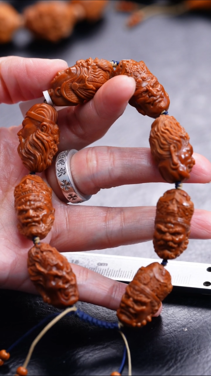 【闪购商品】橄榄核吊坠橄榄核