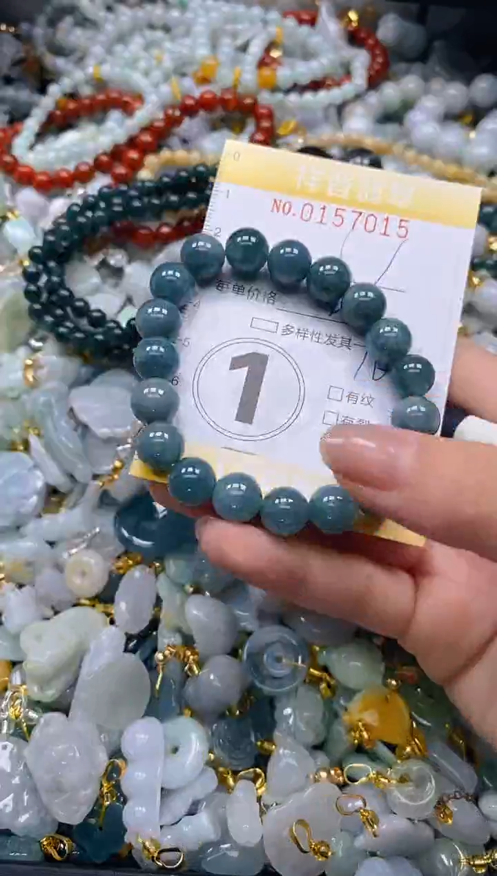 翡翠未镶嵌颈饰闪购0157015多样性发其一