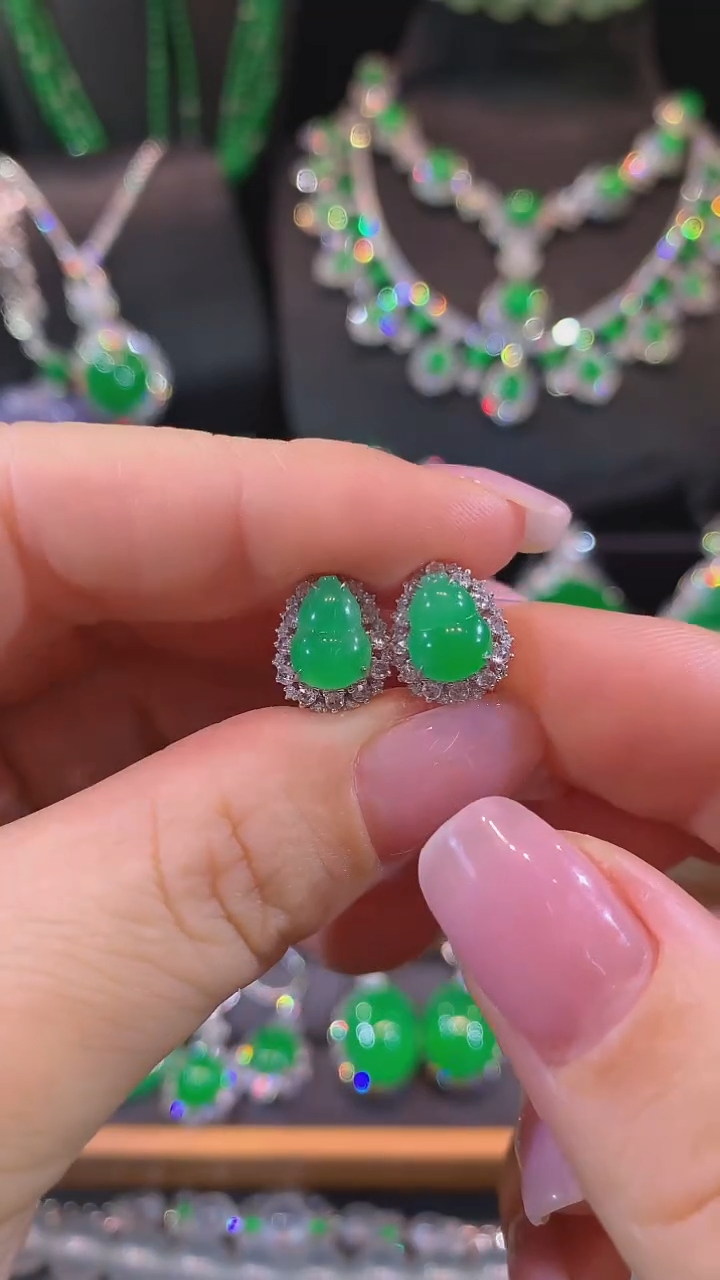 翡翠18K金镶嵌吊坠(不含链)吊坠