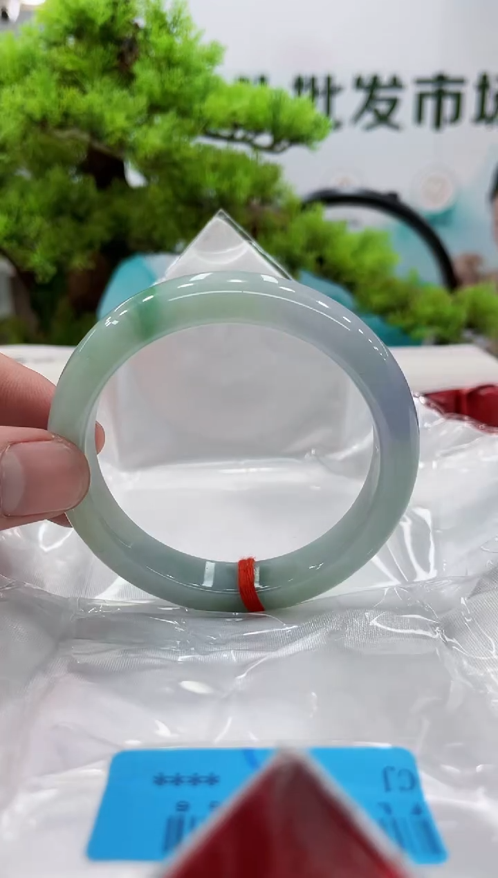 【闪购商品】翡翠手镯未镶嵌手镯