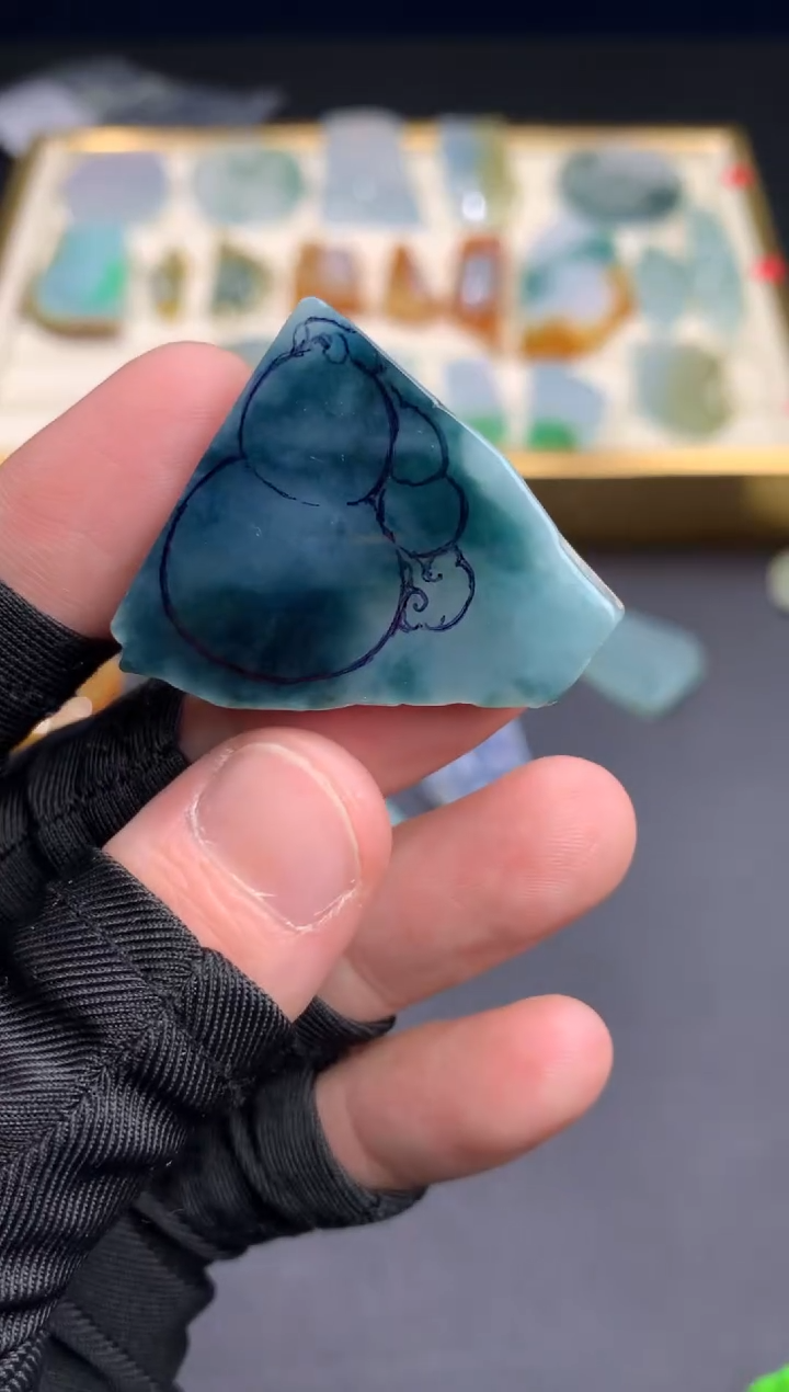 【闪购商品】定制翡翠未镶嵌            