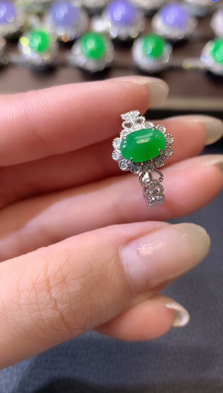 【闪购商品】翡翠戒指18K金镶嵌A48翡翠