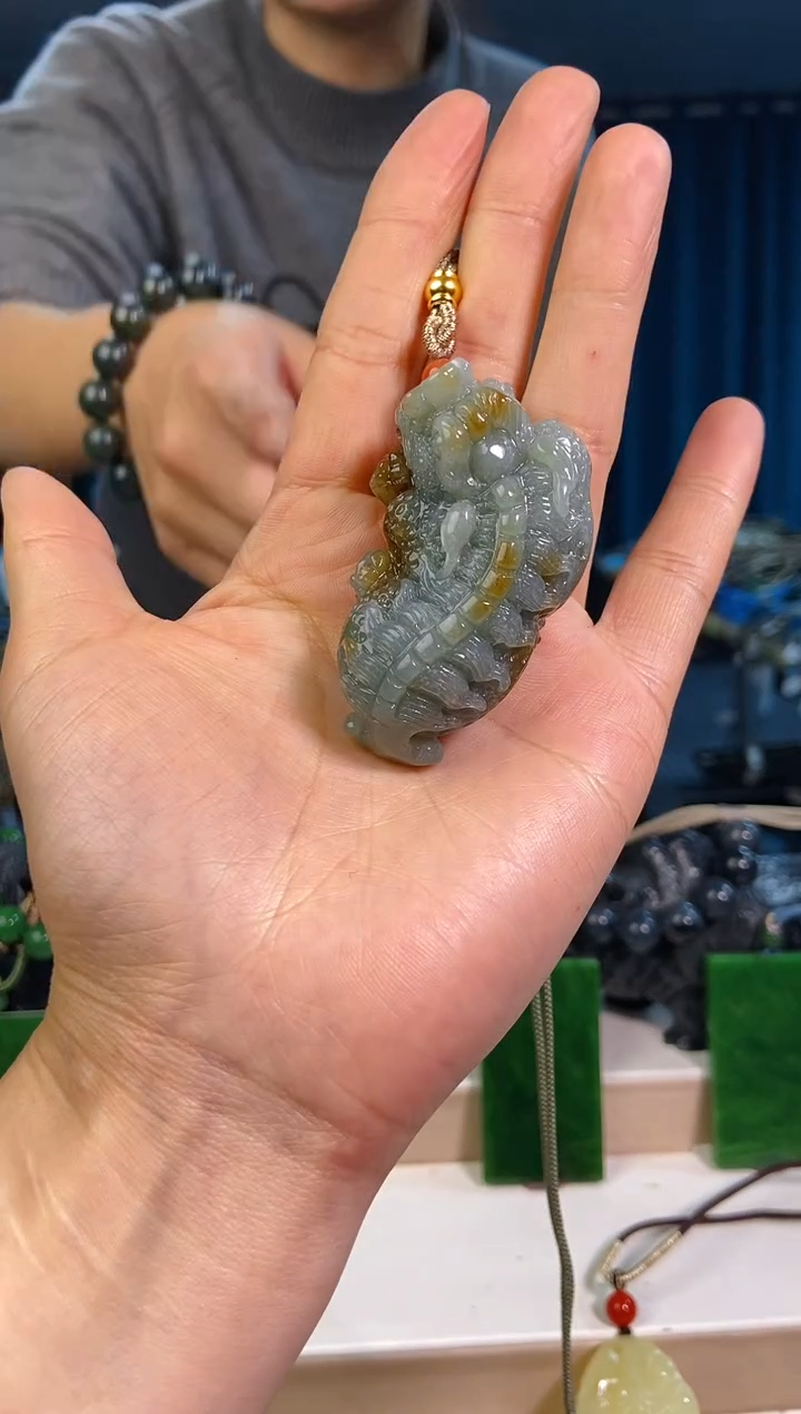 【闪购商品】和田玉挂件未镶嵌1