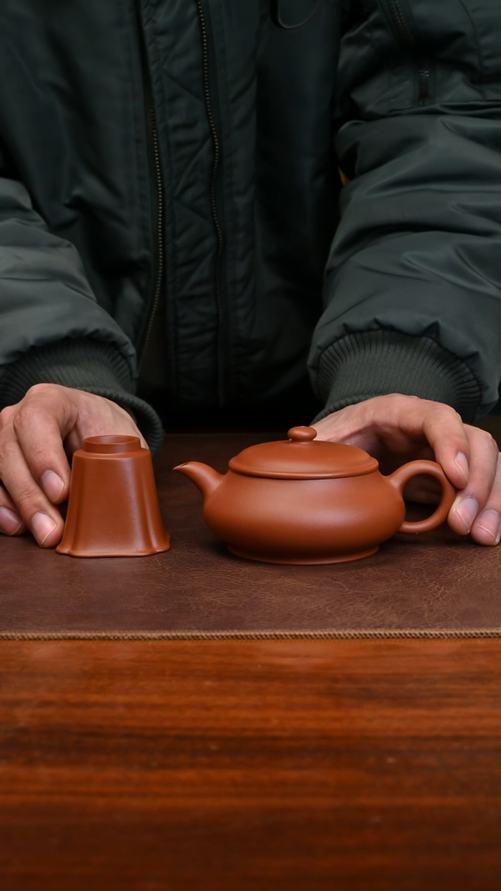 【闪购商品】紫砂茶壶朱砂明炉150cc