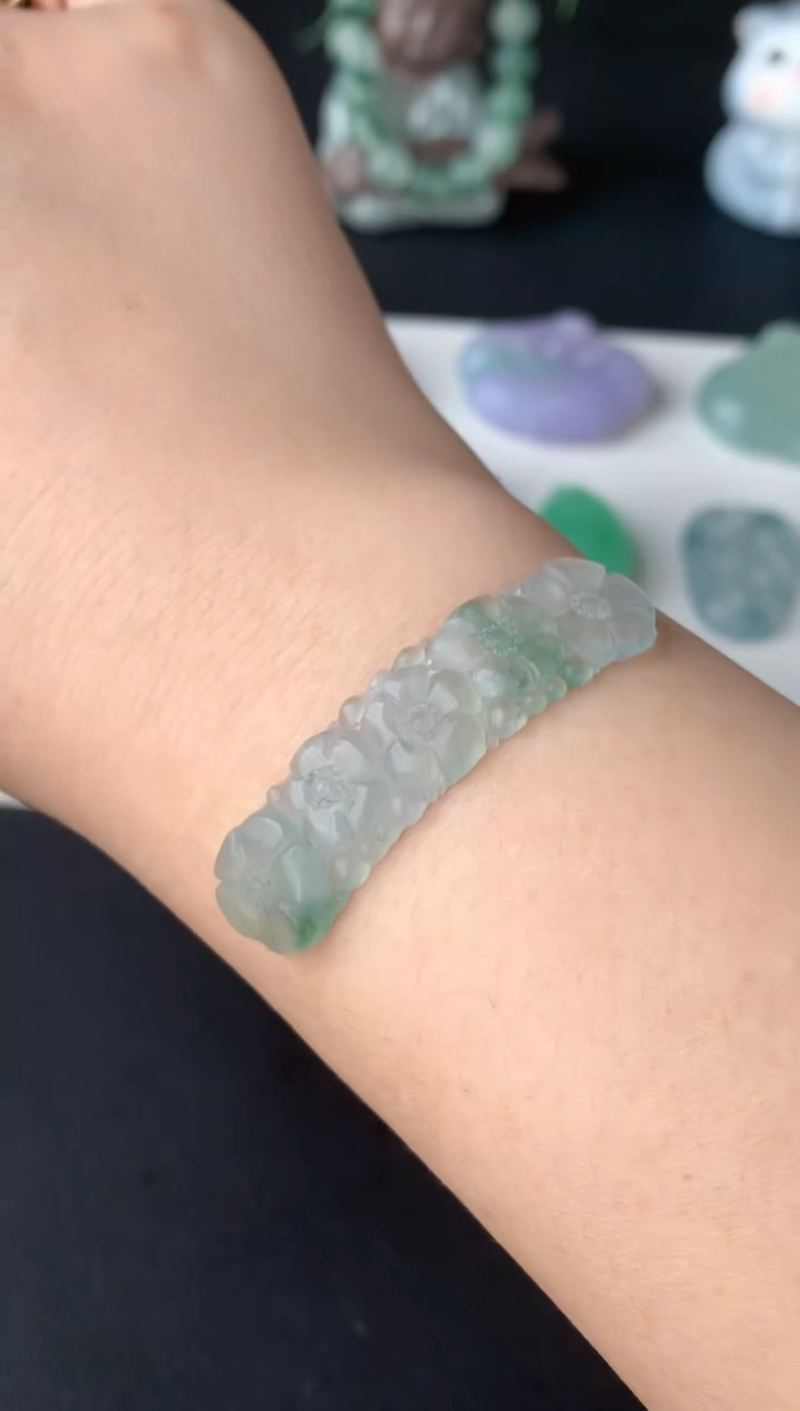 【闪购商品】定制翡翠未镶嵌0464835587