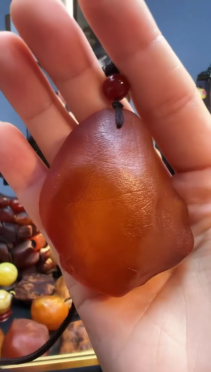 琥珀颈饰未镶嵌挂件