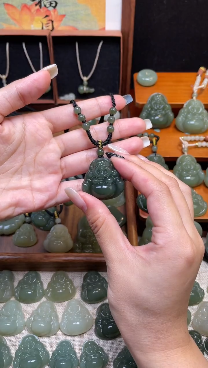 颈饰未镶嵌和田玉30