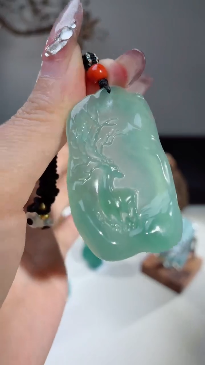 翡翠挂件未镶嵌天然A货翡翠-一鹿有你