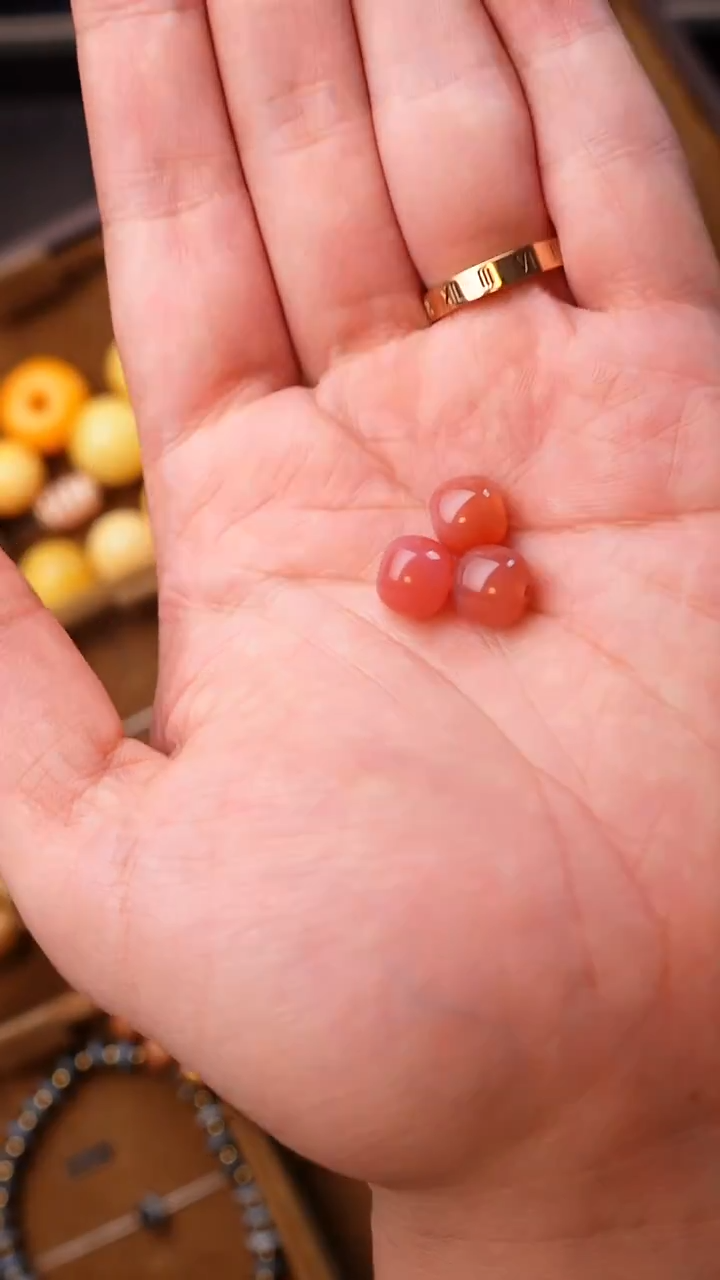 合金000玛瑙/玉髓1颗