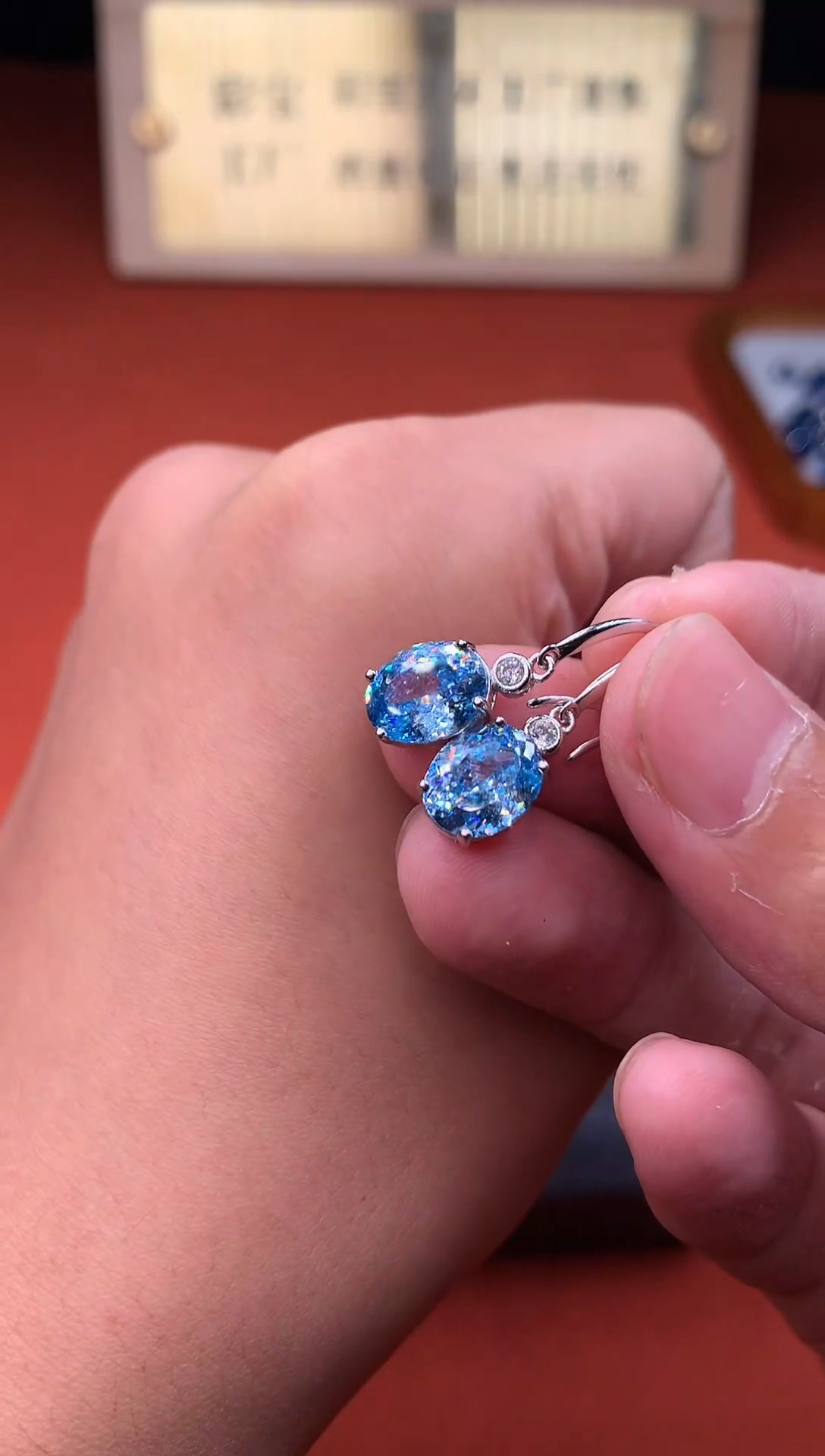 银S925镶嵌耳坠海蓝宝石4343