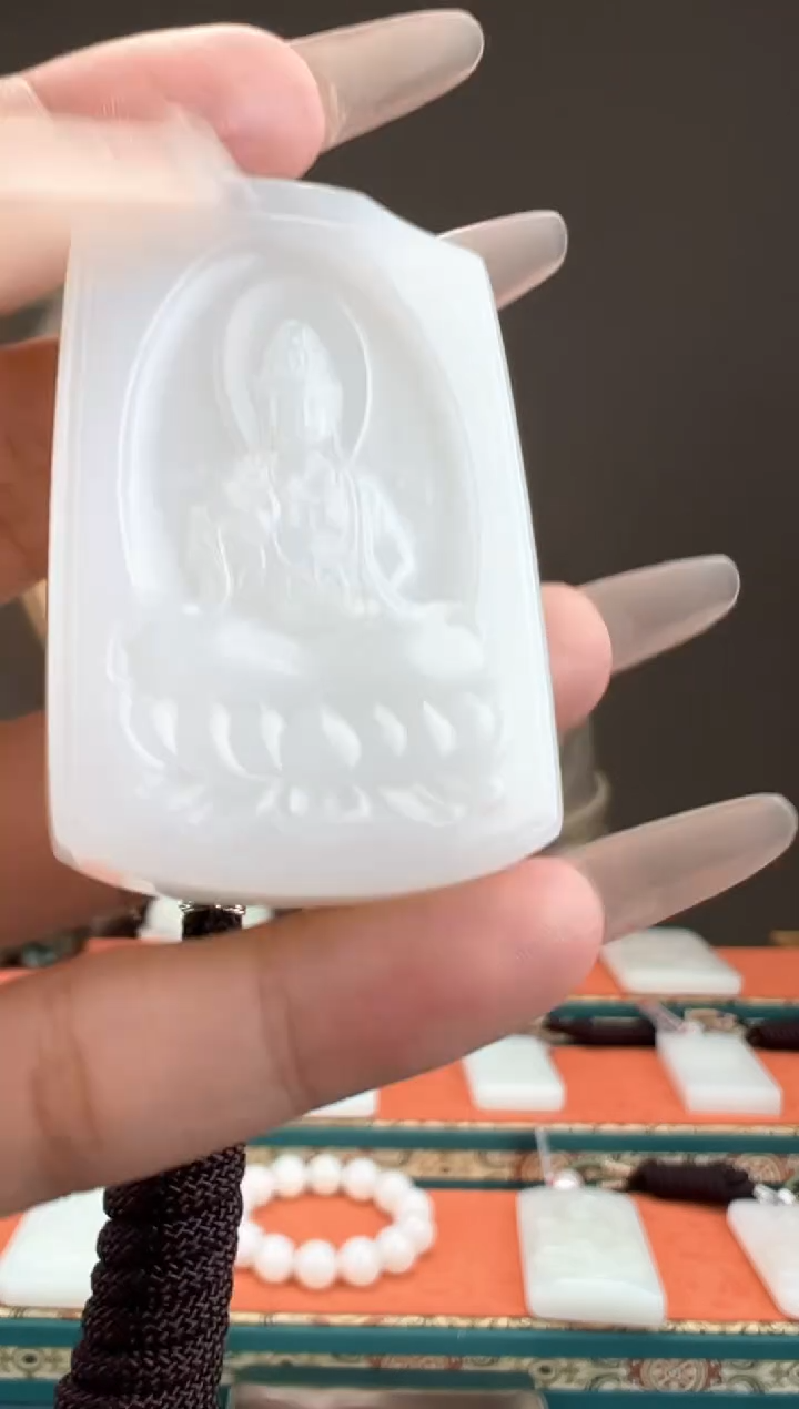 【闪购商品】和田玉颈饰未镶嵌1