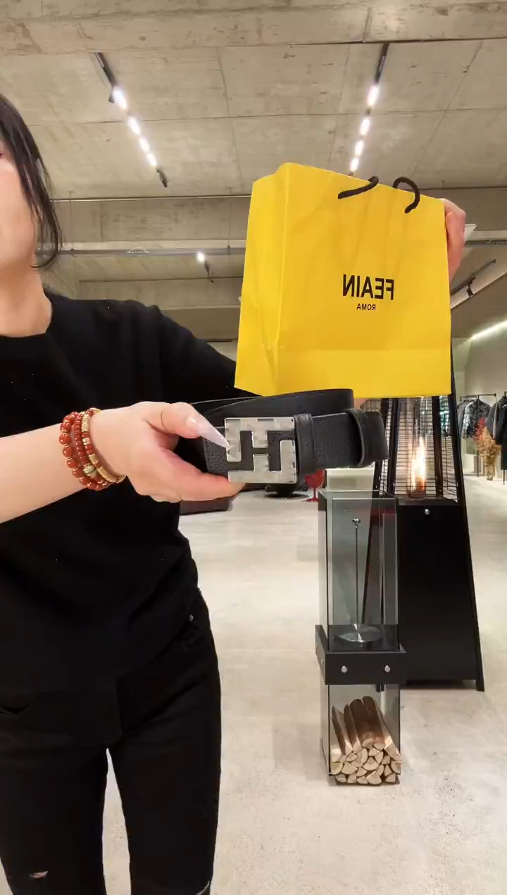 28-29  真皮皮带 银色