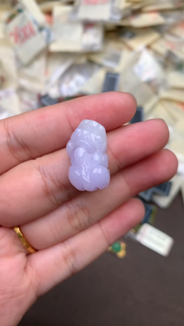 未镶嵌挂件翡翠一