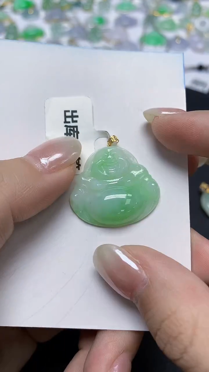 翡翠18K金镶嵌颈饰天然缅甸翡翠A货