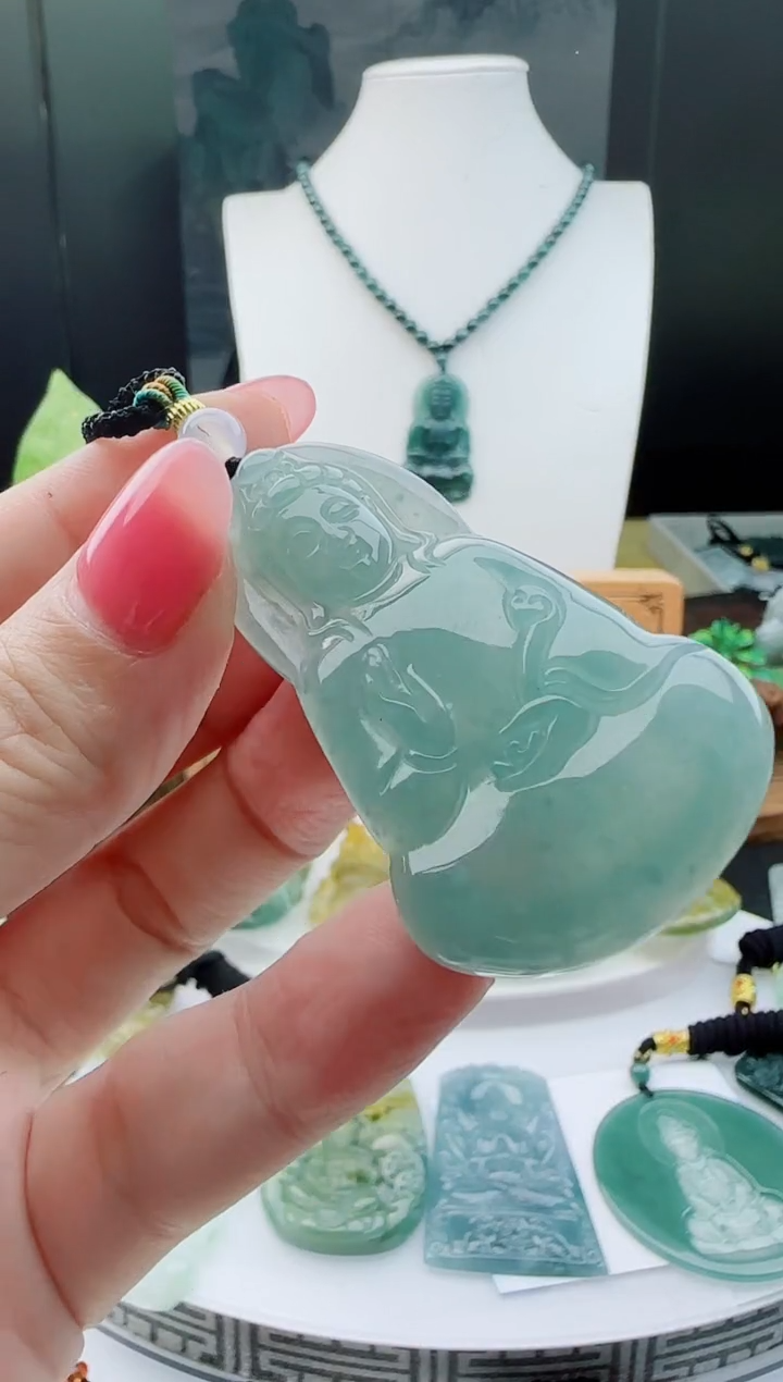 【闪购商品】翡翠颈饰未镶嵌多样性随机一件发货