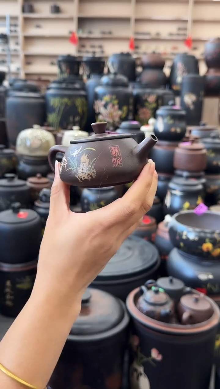 罐完品壶  石瓢菩提纹彩填100cc     746