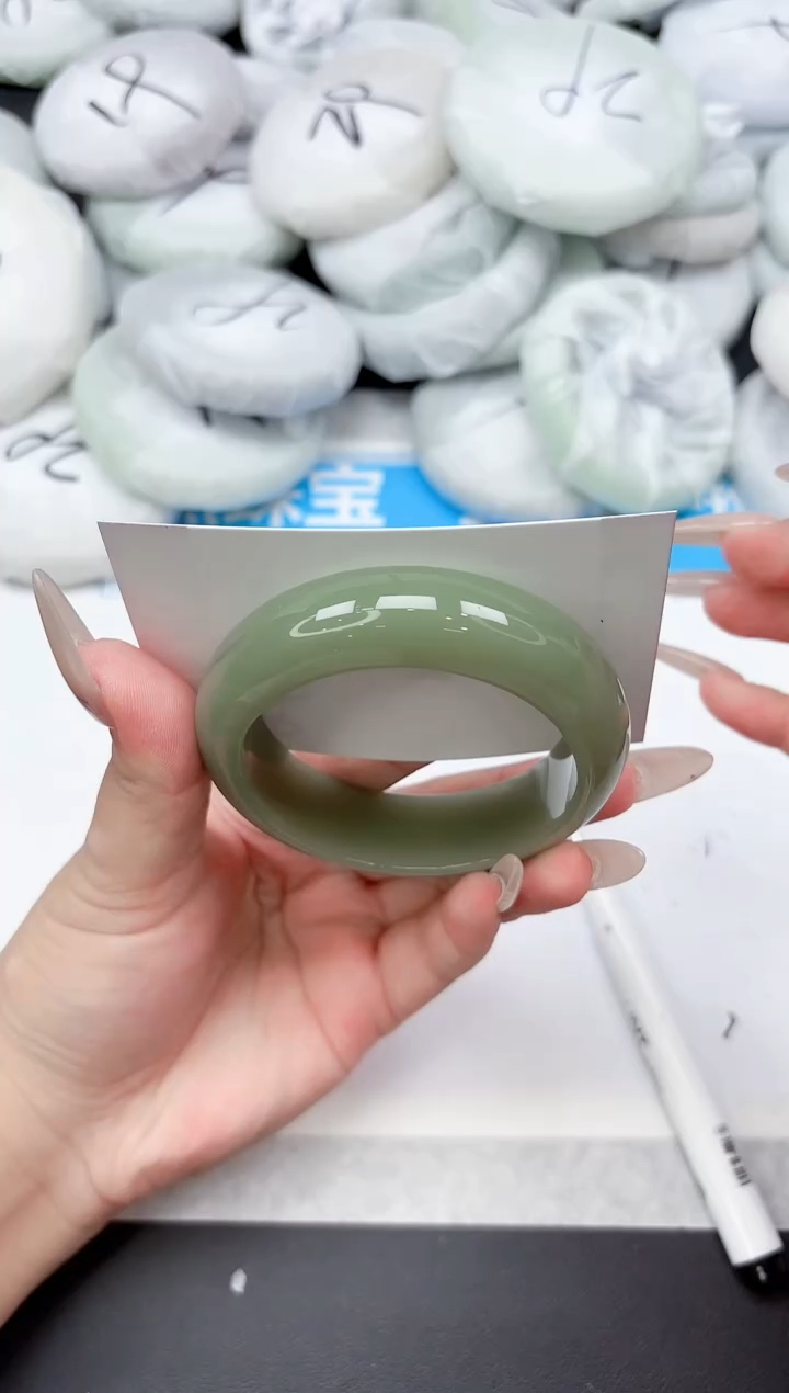 未镶嵌手镯石英质玉350-57.5