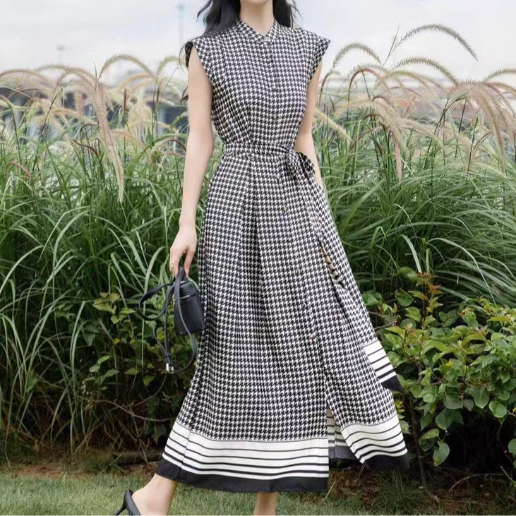 高级法式千鸟格轻职百搭收腰显瘦2025气质无袖女士通勤连衣裙时尚