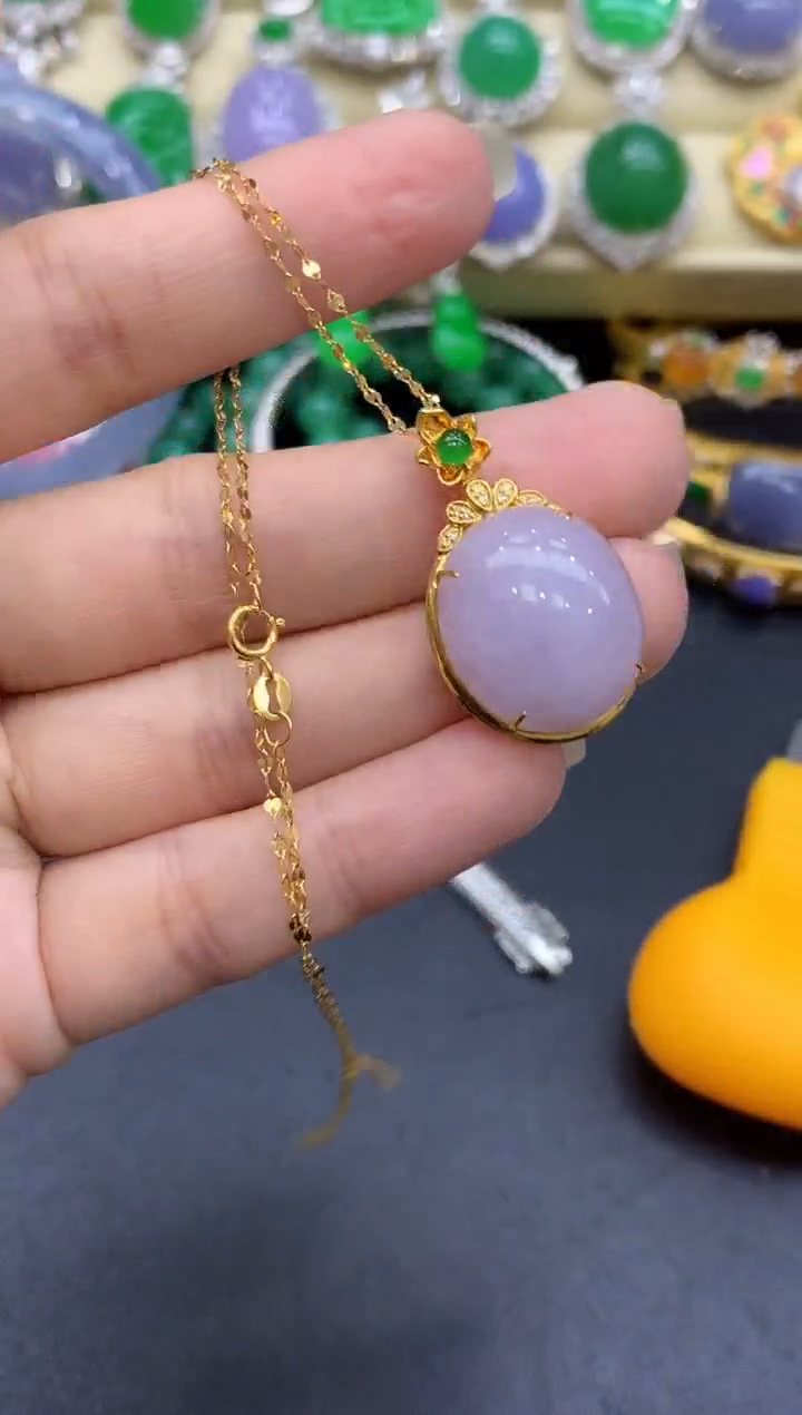 颈饰18K金镶嵌翡翠164-中国好珍宝