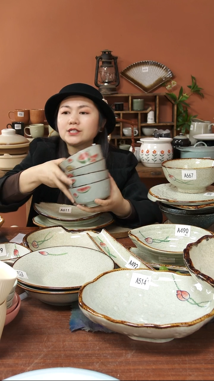 陶瓷A740 四只手绘西瓜高足饭碗瑕疵