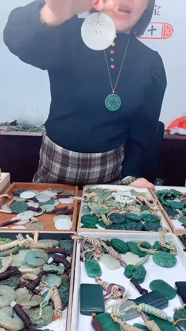 【闪购商品】和田玉未镶嵌颈饰39