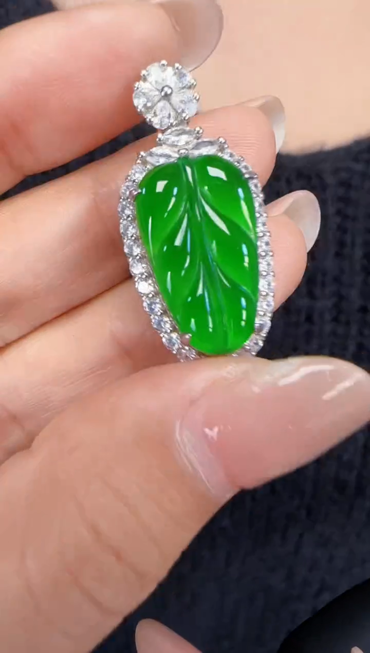 未镶嵌定制翡翠翡翠吊坠30