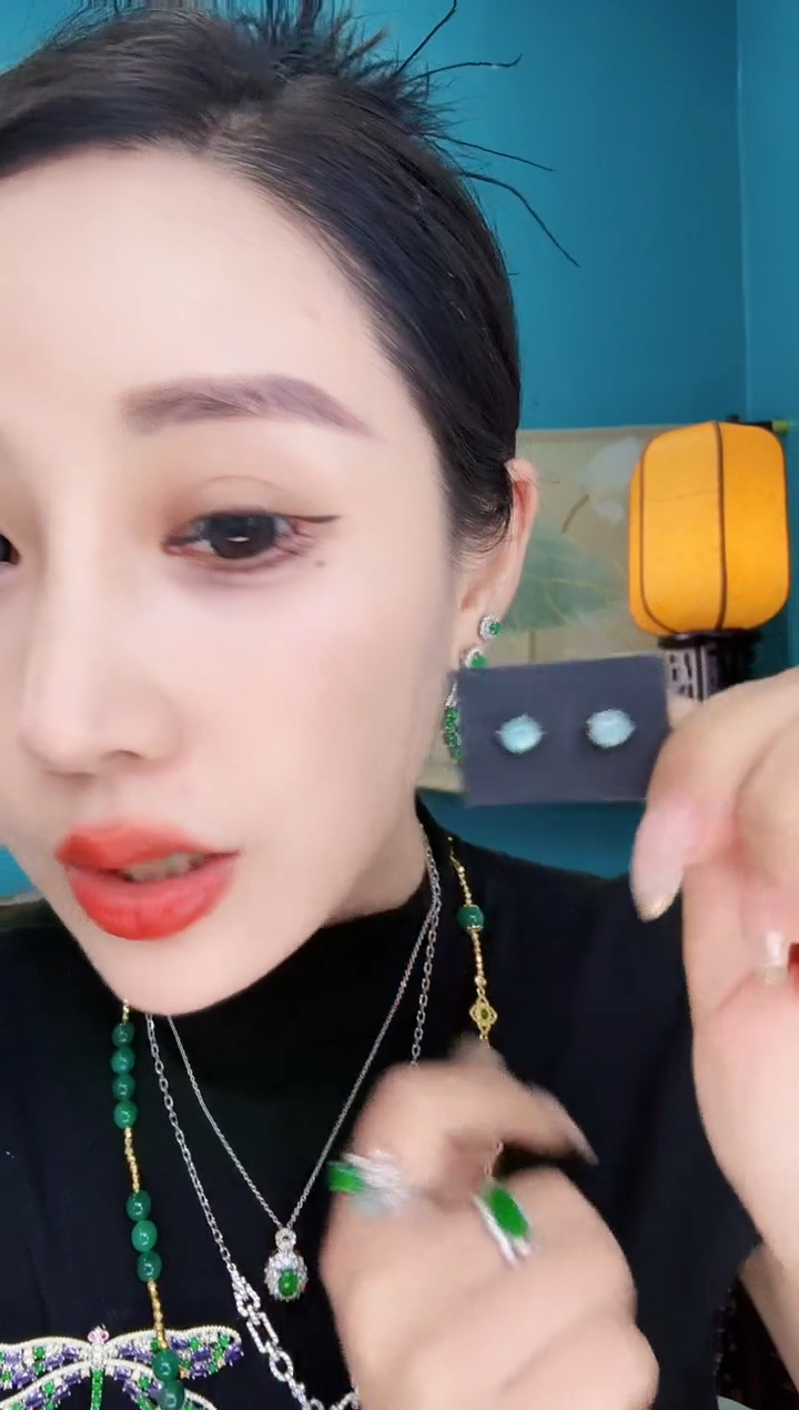 翡翠未镶嵌耳饰耳饰