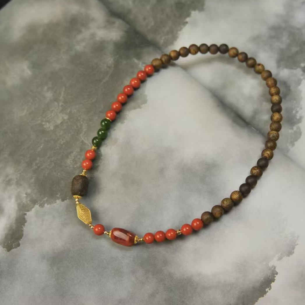 沉香18K金棋楠南红碧玉设计款双圈