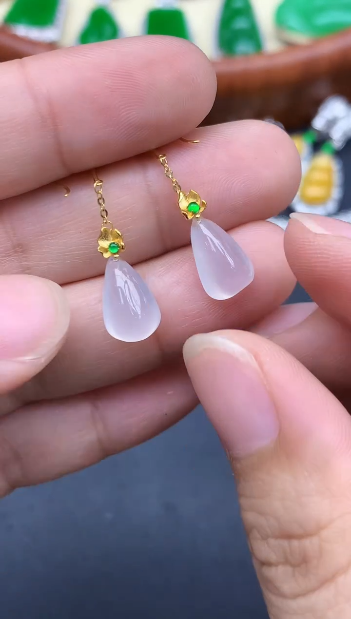 颈饰18K金镶嵌翡翠311-中国好珍宝