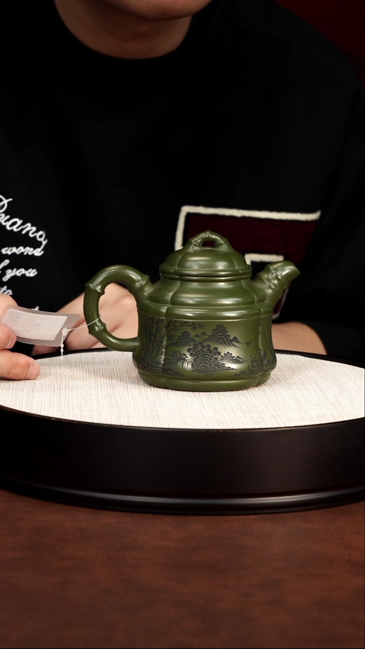 茶壶紫砂宜兴紫砂 竹鼎壶 民国绿泥 范传梅 300cc