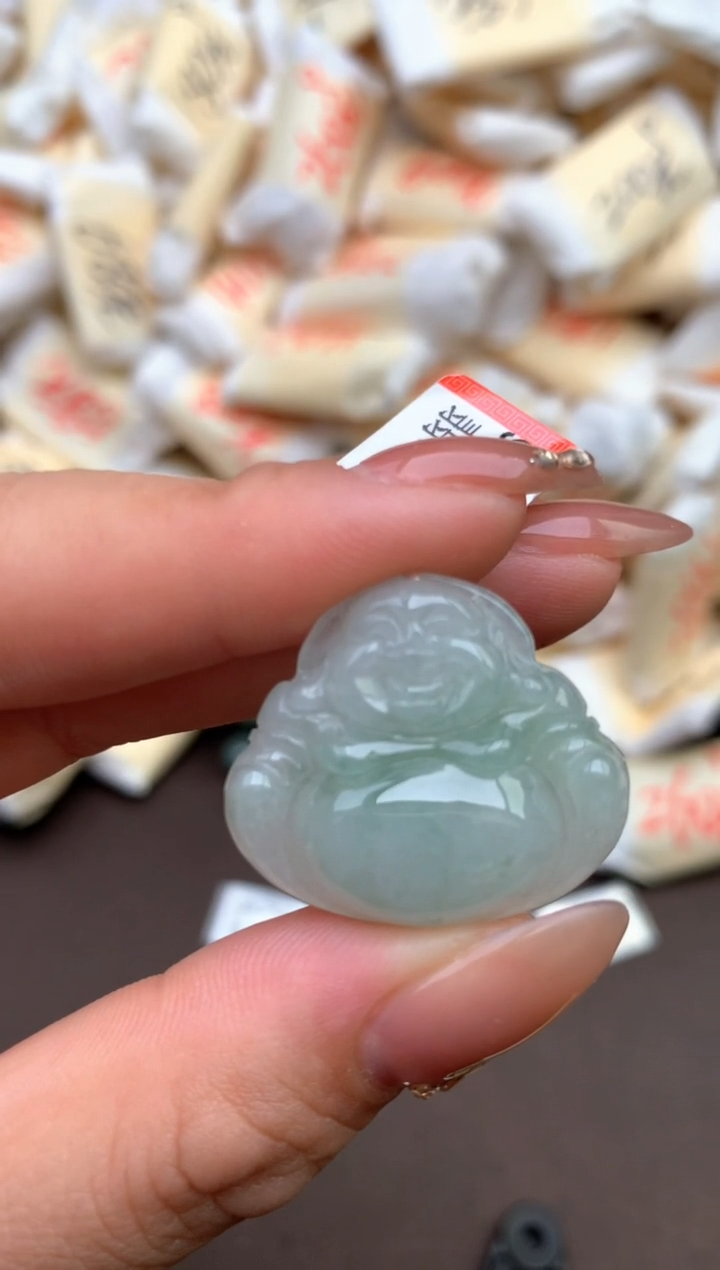 【闪购商品】翡翠颈饰未镶嵌—