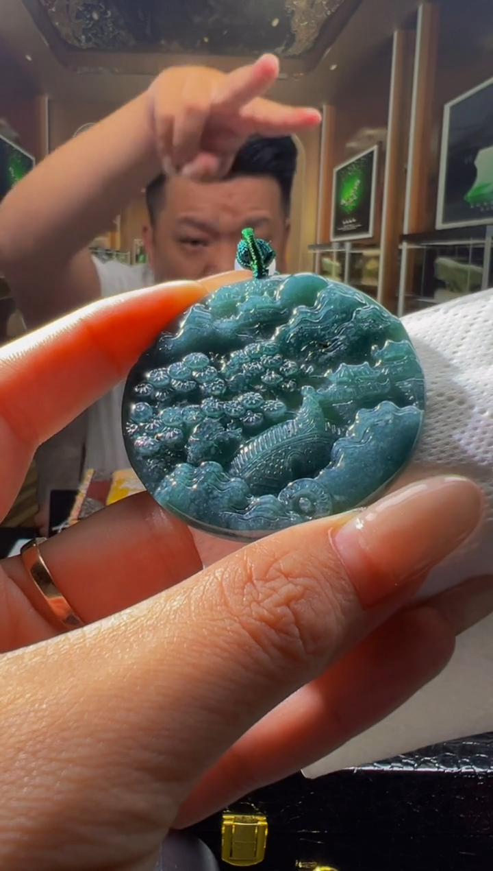 翡翠未镶嵌颈饰0801884594