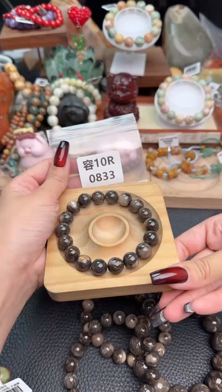 【闪购商品】石英质玉手链足铂镶嵌10R0833