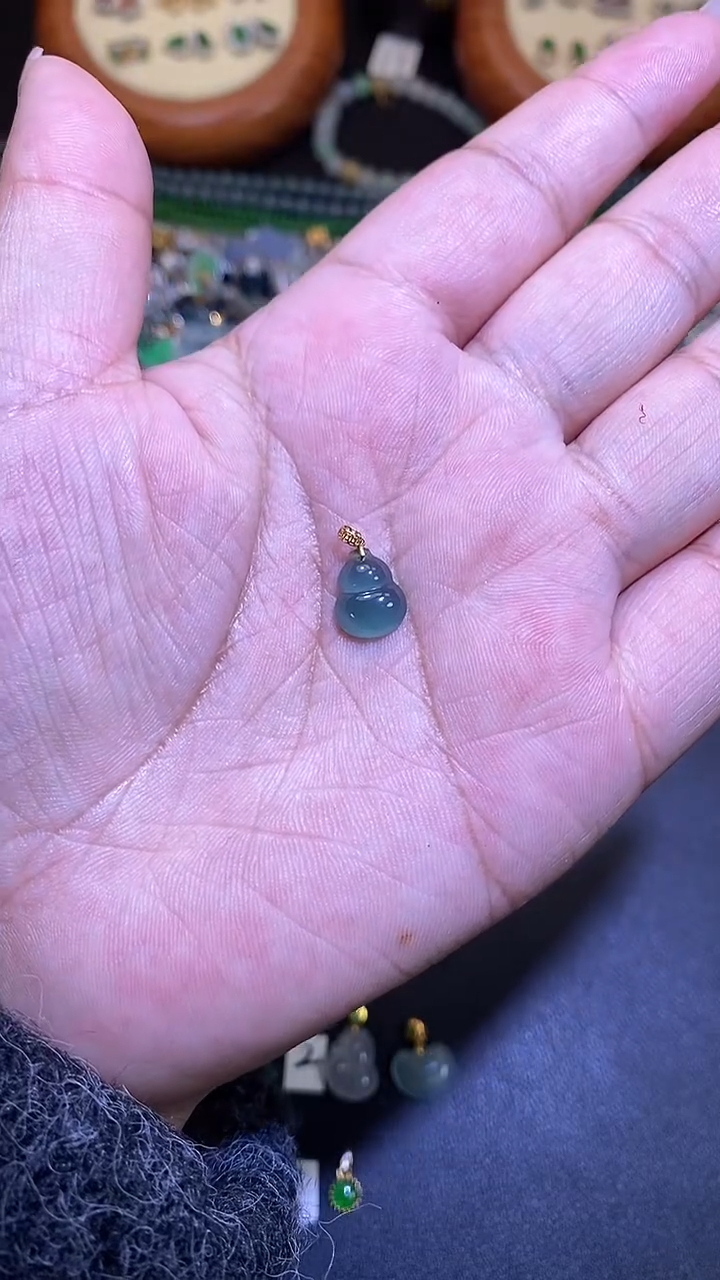 【闪购商品】翡翠吊坠(不含链)18K金镶嵌1