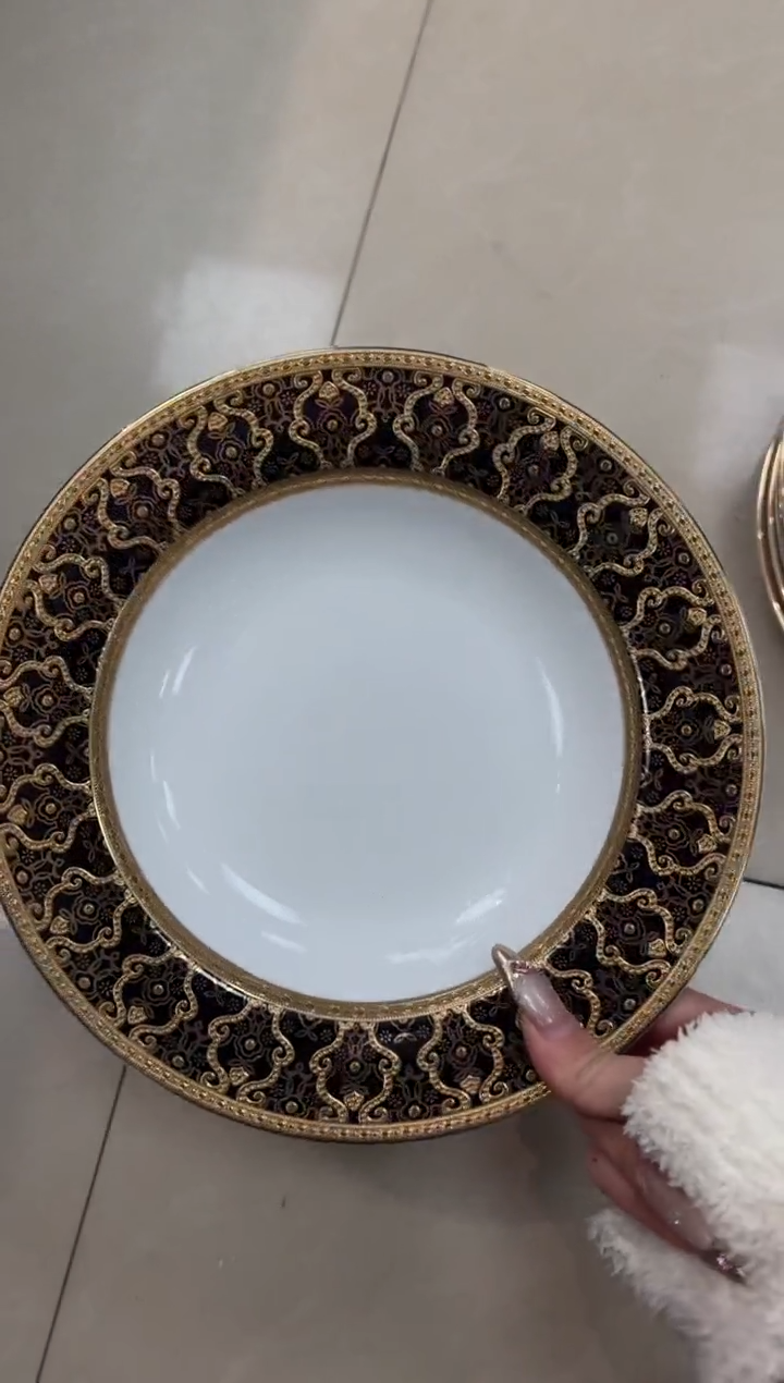 【闪购商品】瓷片8.5英寸草帽盘福利款 微瑕  2个