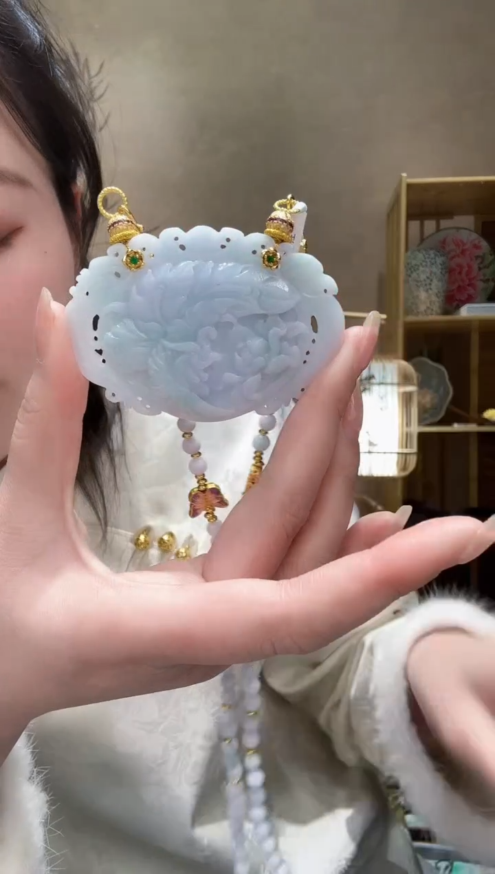 【闪购商品】翡翠颈饰未镶嵌吊坠