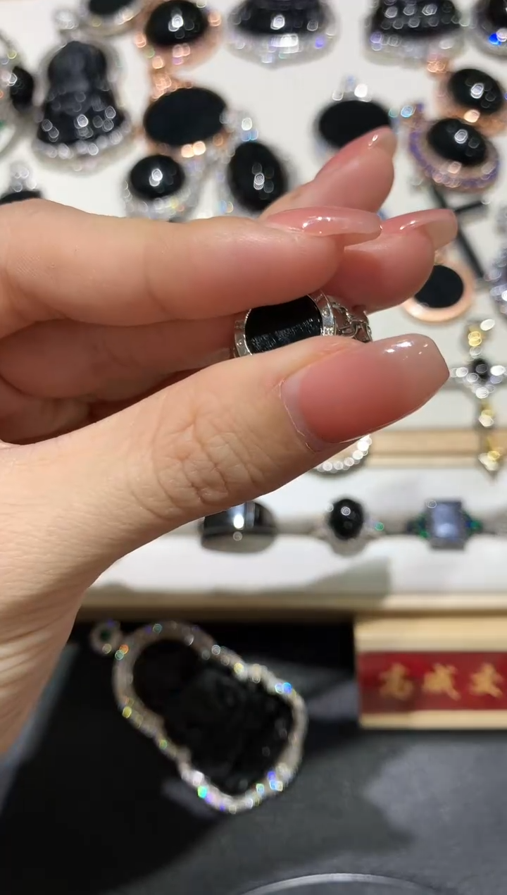 【闪购商品】翡翠吊坠(不含链)银S925镶嵌19多人多样性随机发货1件