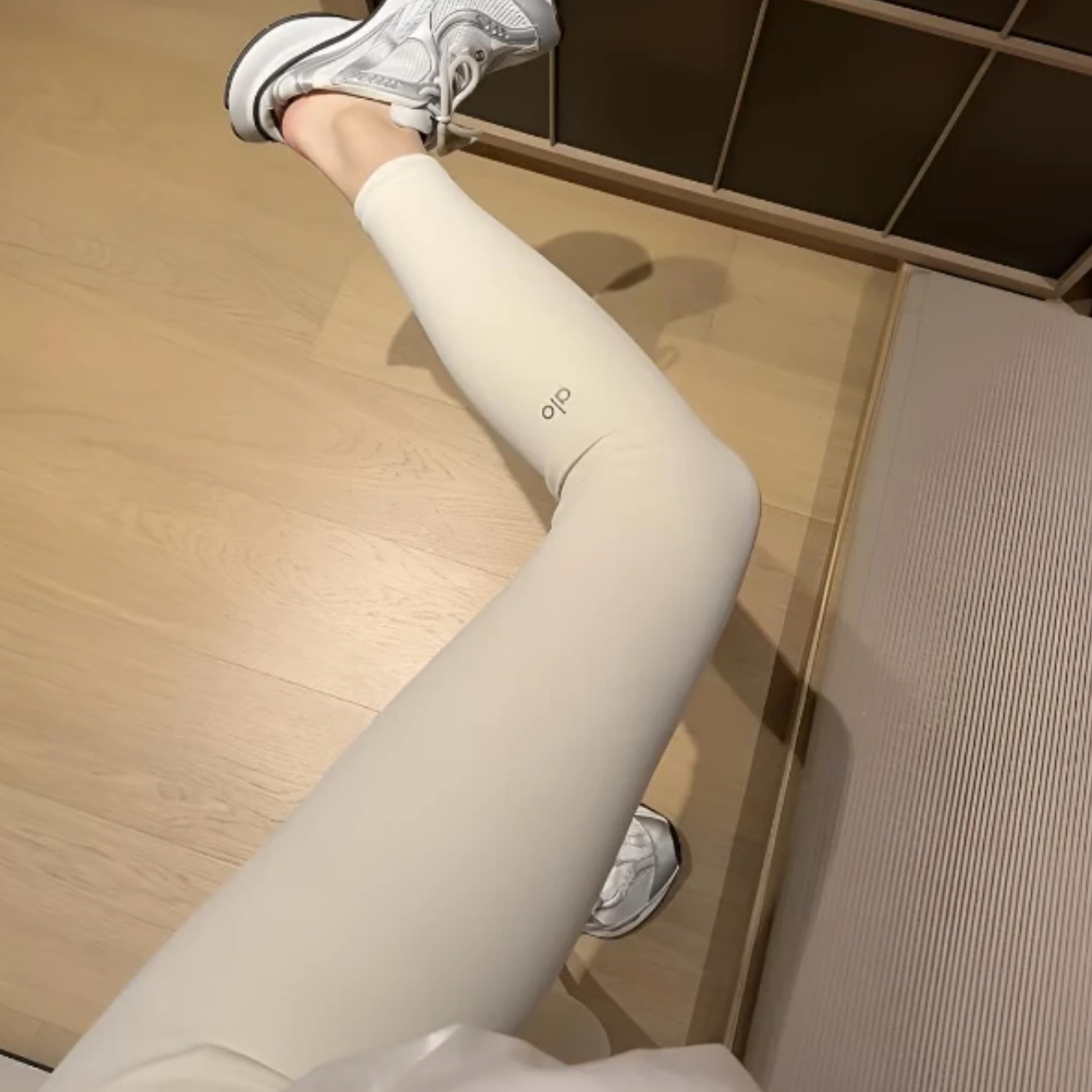 【RONG】腿标反光字母夏外穿高腰弹力鲨鱼裤提臀运动九分裤