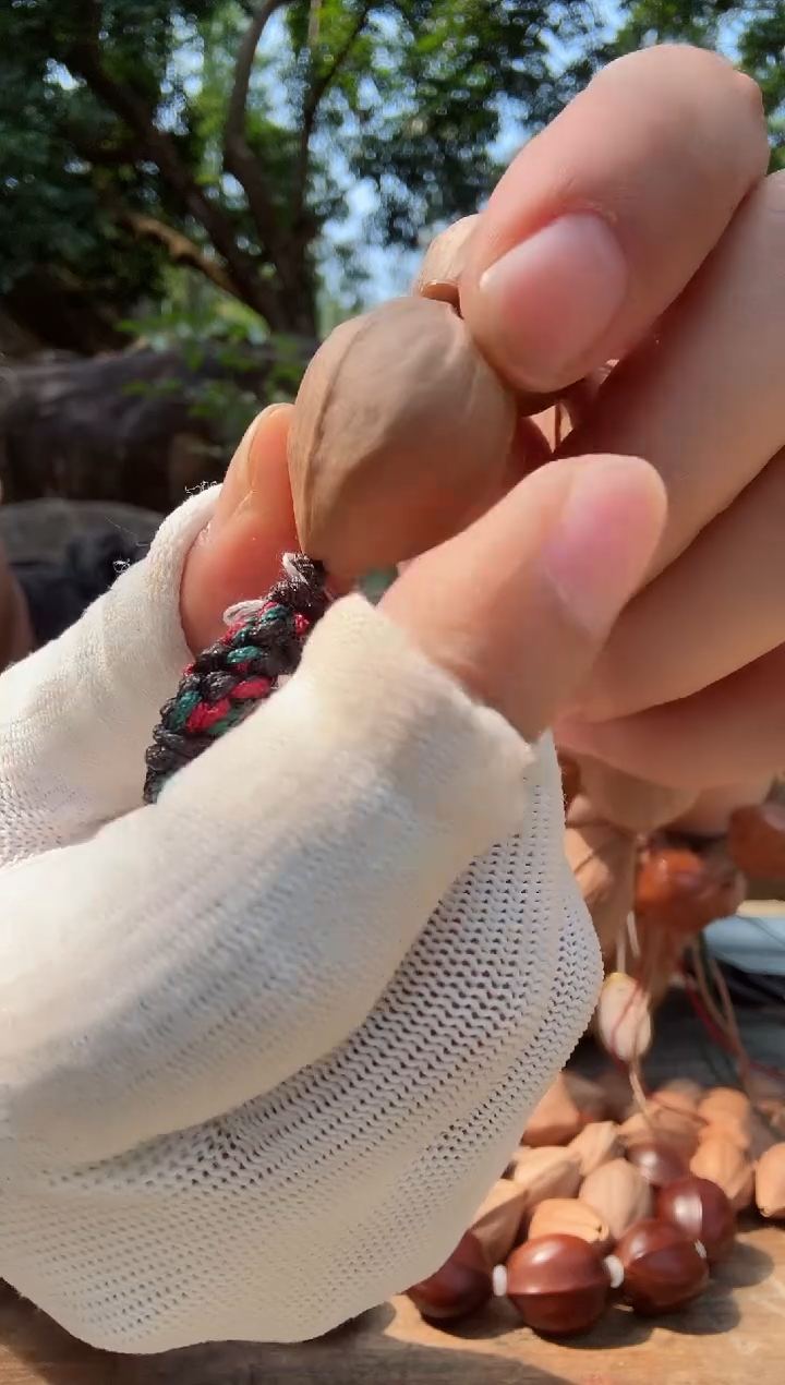 【闪购商品】橄榄核手串2128头 梅林铁核原生态手串 1380