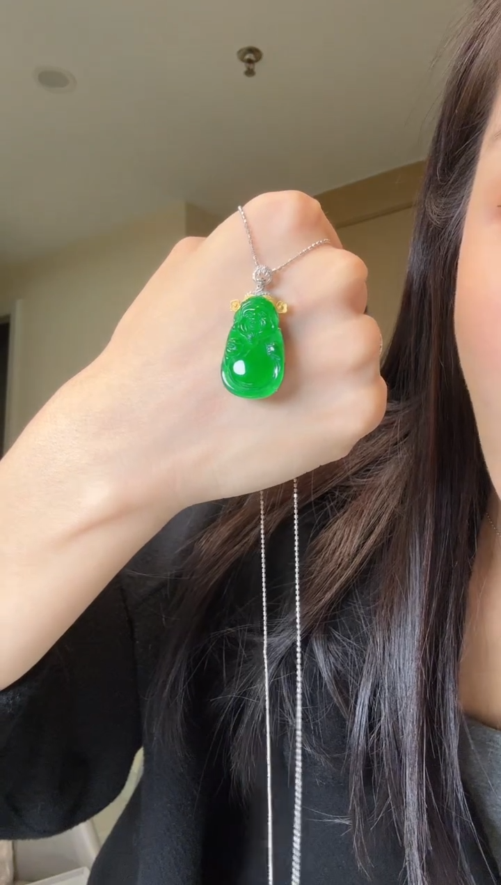 【闪购商品】翡翠吊坠(不含链)18K金镶嵌天然翡翠吊坠1