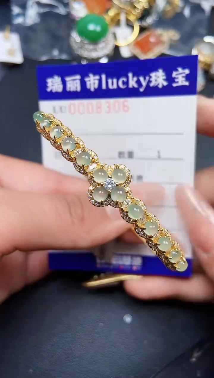 【闪购商品】翡翠颈饰银S925镶嵌8306