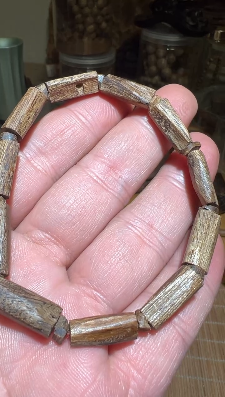 【闪购商品】沉香手串东马随行4.5克