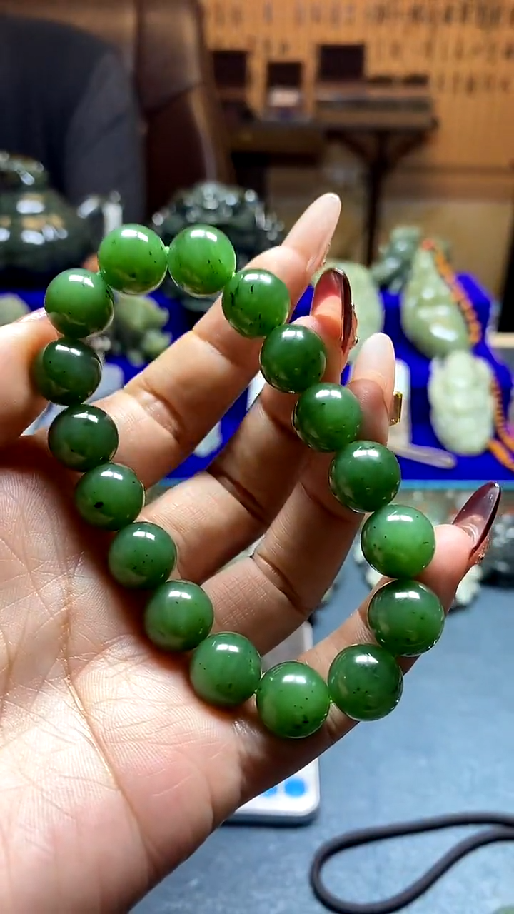 颈饰未镶嵌和田玉拍一发一