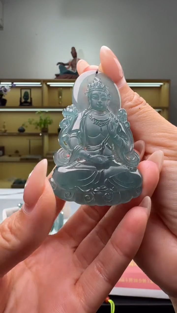 吊坠(赠链)未镶嵌翡翠观音（多样性发其一）